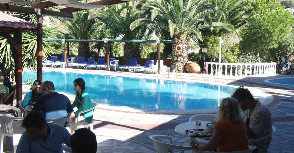 อนามาร์ แพตมอส Hotel สกาลา ภายนอก รูปภาพ