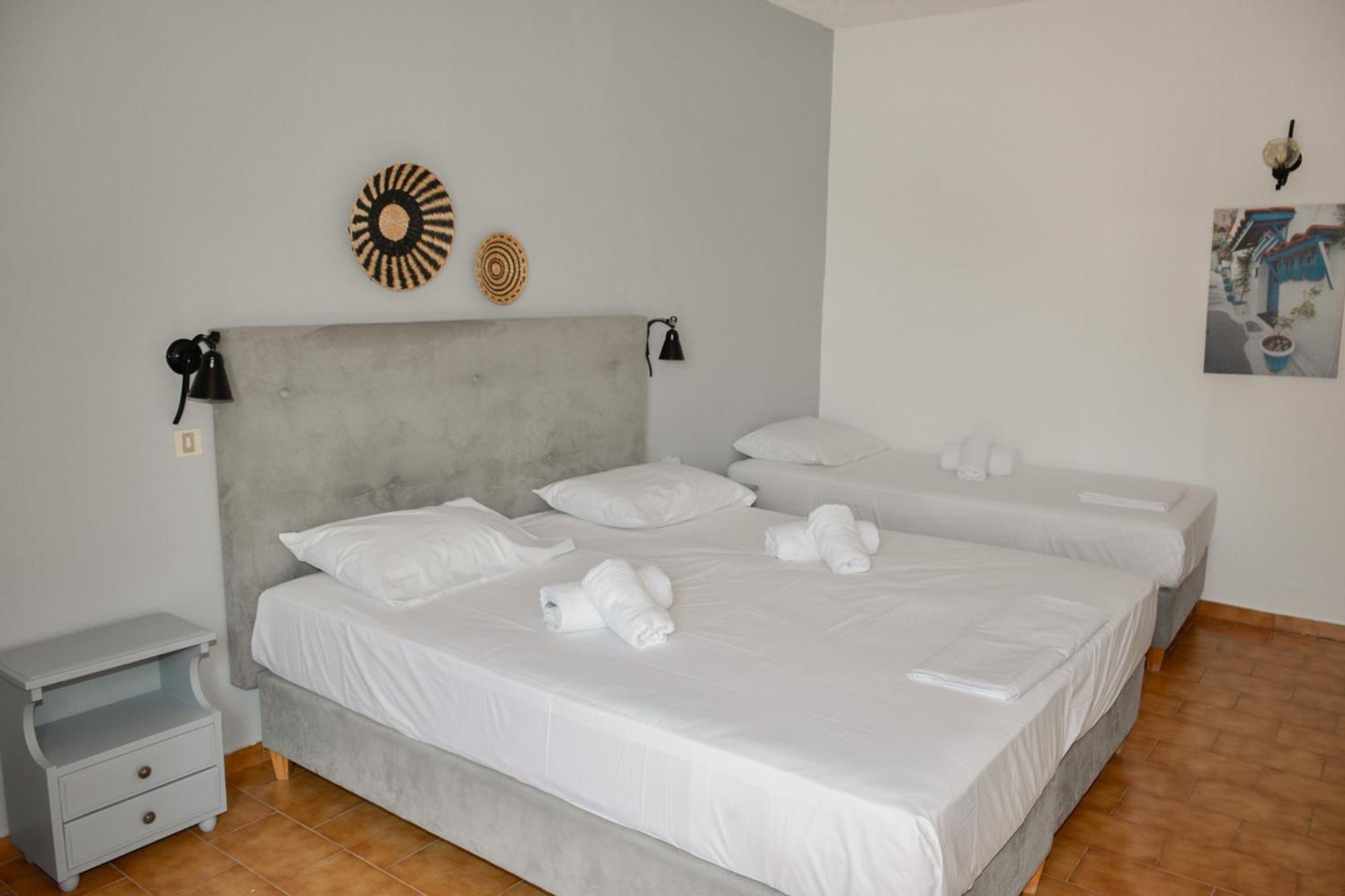 อนามาร์ แพตมอส Hotel สกาลา ภายนอก รูปภาพ